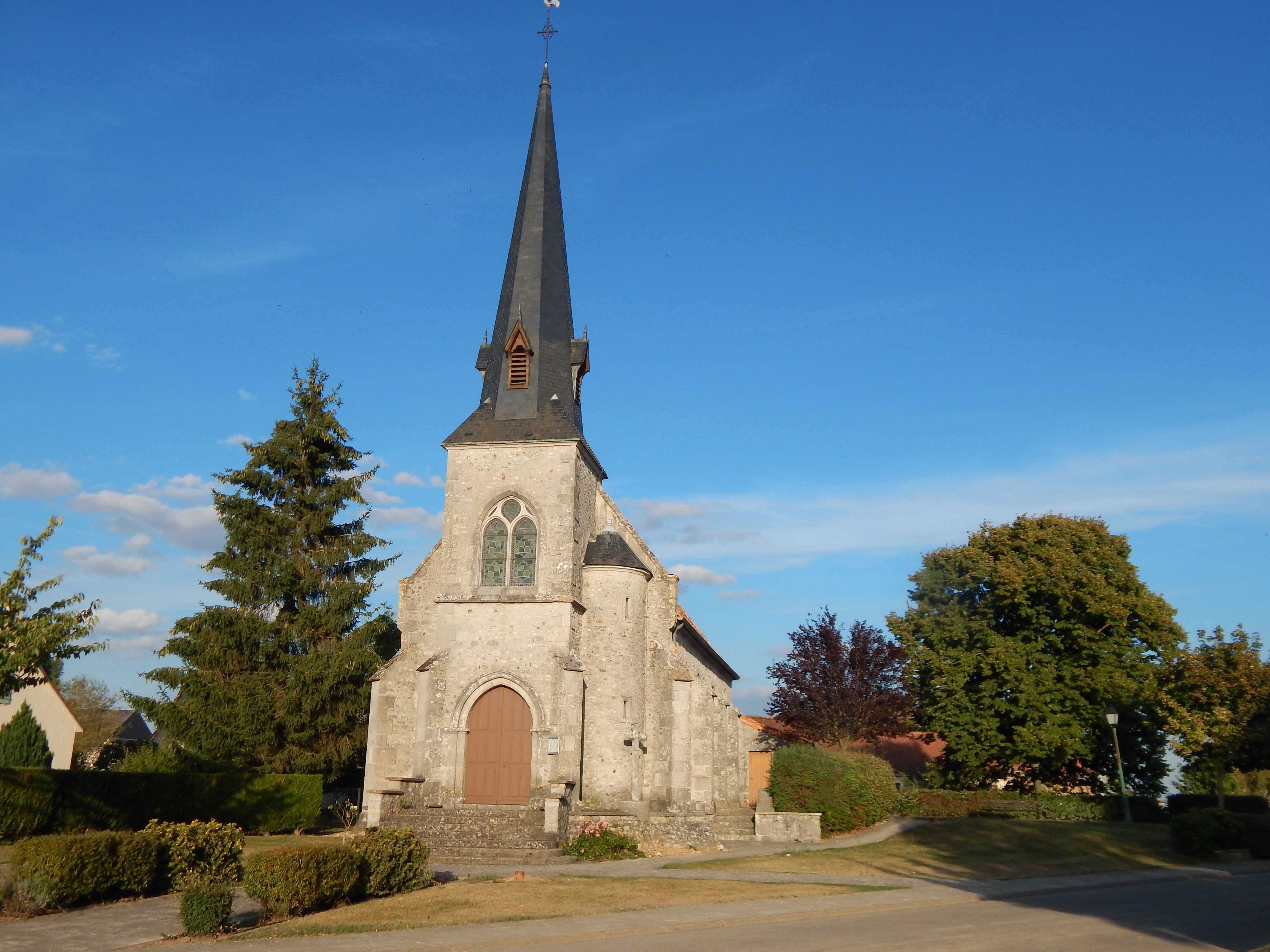 Eglise de Villeneuve-St-Nicolas